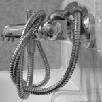 Se pratiquer sous la douche permet d'être créatif en ondes