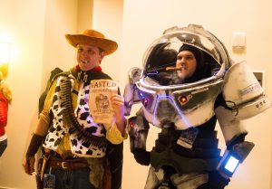 "DragonCon2013-244" par PatLoika sous licence CC-BY